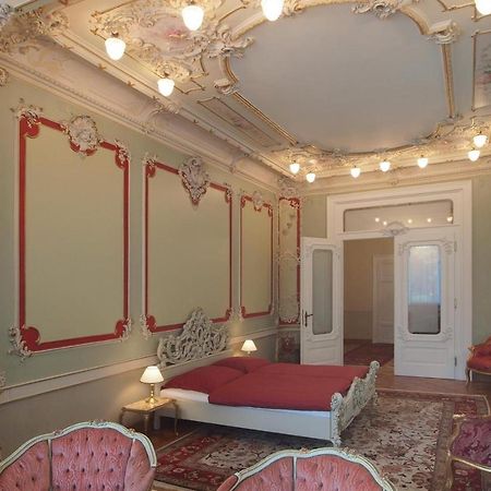 Ferienwohnungen Villa Haniel Hugo เดรสเดน ภายนอก รูปภาพ