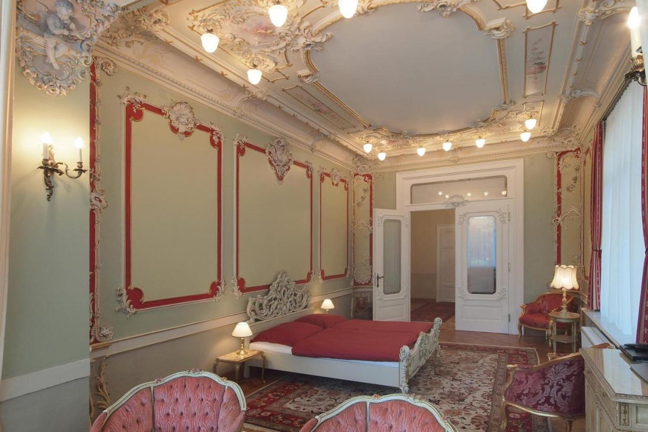 Ferienwohnungen Villa Haniel Hugo เดรสเดน ภายนอก รูปภาพ
