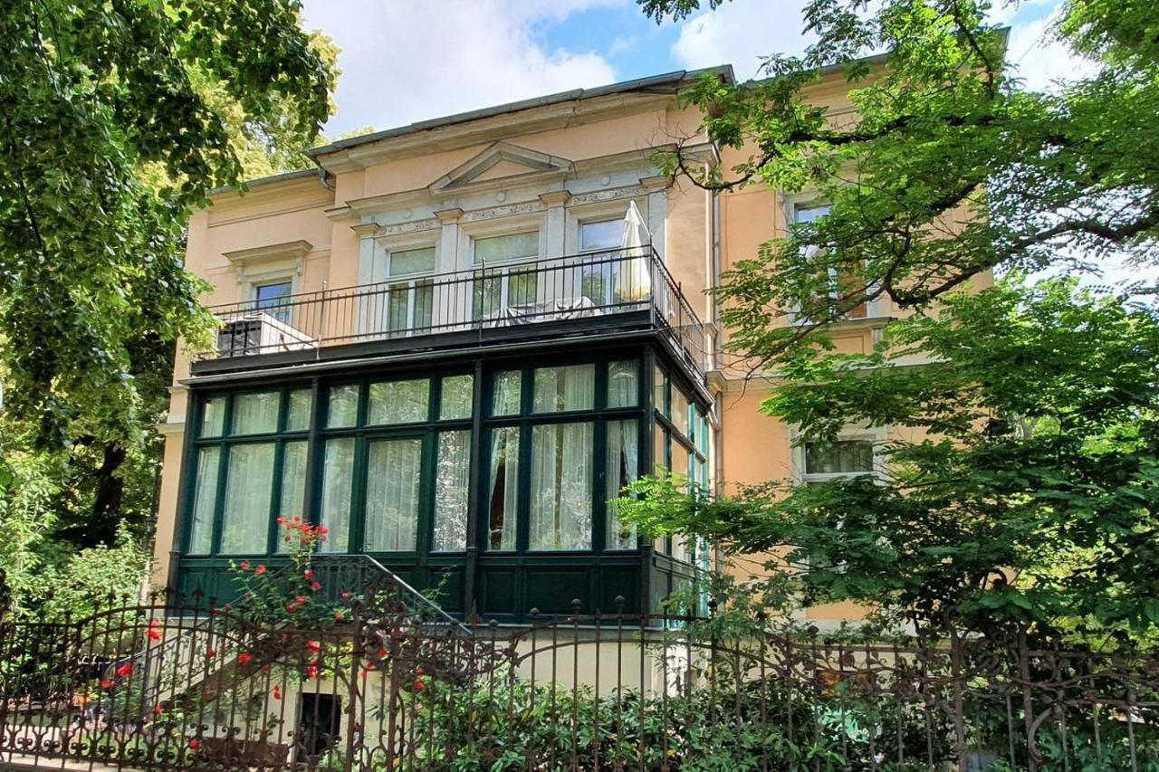 Ferienwohnungen Villa Haniel Hugo เดรสเดน ภายนอก รูปภาพ